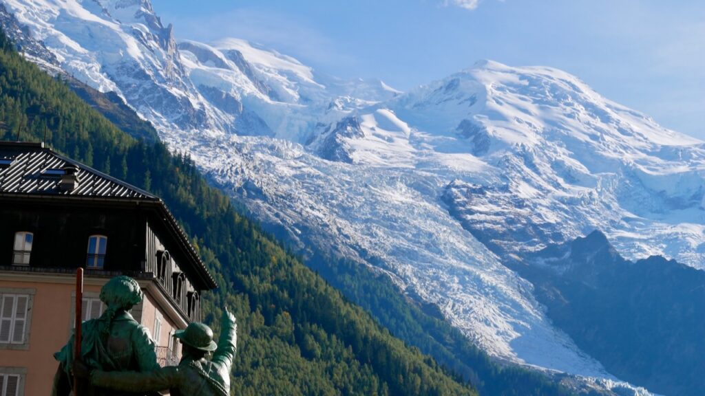 Vue sur le mont Blanc depuis la vallée de Chamonix
